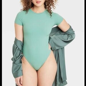 Auden short sleeve bodysuit NWT